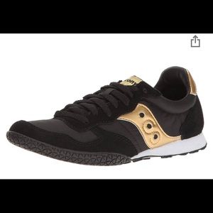 Women’s Casual Sneakers